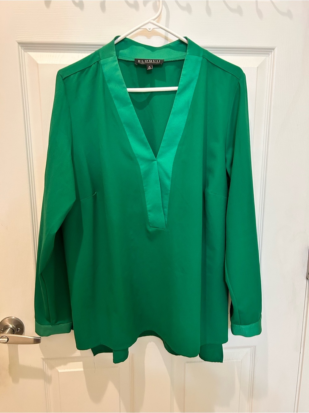 Eloquii: sz 18 - Emerald Green V-Neck Long Sleeve Tunic